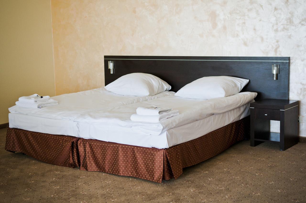 Hotel Olenka シドゥオビエツ エクステリア 写真