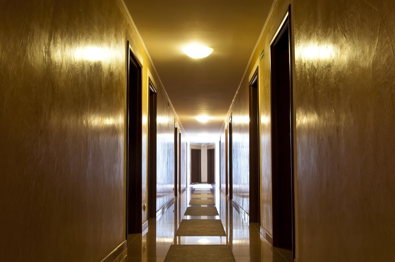 Hotel Olenka シドゥオビエツ エクステリア 写真